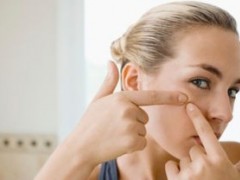 痘痘不经意被挤破了，正确的处理方式是什么？