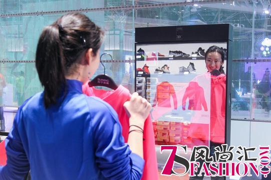互动橱窗、AR合影、智能试衣……苏宁2.0版无人店玩法太多停不下来