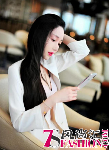 没有站在舞台中央 ，舞台上却有她的追光——林祉彤