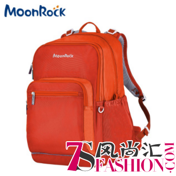 MoonRock梦乐护脊书包亮相上海国际校服展
