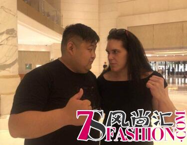 中外女打星齐秀肌肉，她表示不服？
