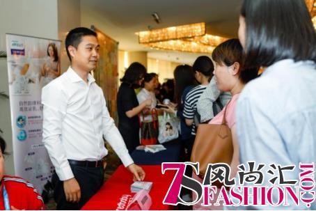 提前坑爹？胎教音乐会场外竟传来准爸爸的声声惨叫
