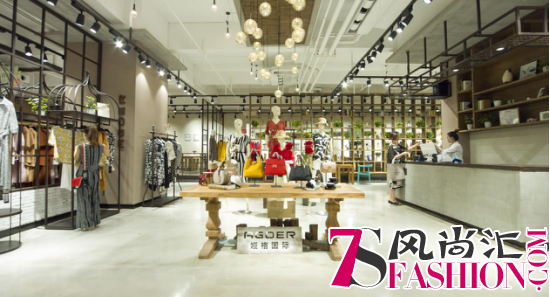 追逐时尚平民化的娅格服饰品牌