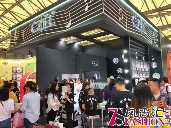 十二金钗惊艳2018上海美博会 绔姿彩妆推中式时尚妆容产品