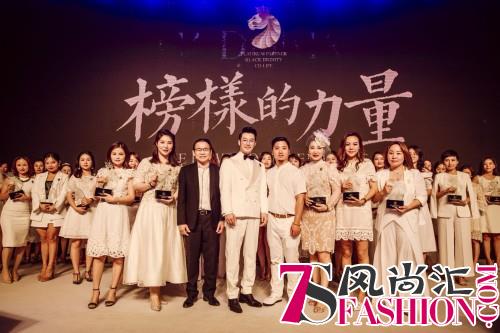 小默先生为新店开业站台 举手投足尽显绅士优雅