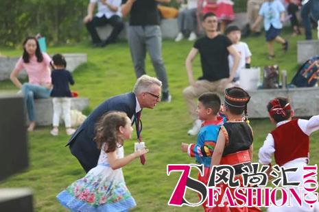 宁波赫德学校民族舞晚会惊艳仲夏夜