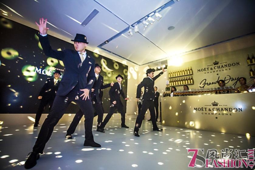 大小闪光时刻，酩悦从未缺席 酩悦香槟全新品牌理念Must Be Moët全球发布