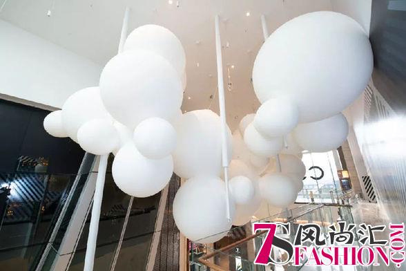 有货解锁潮流新地标 KAWS 亲手打造雕塑的酒店