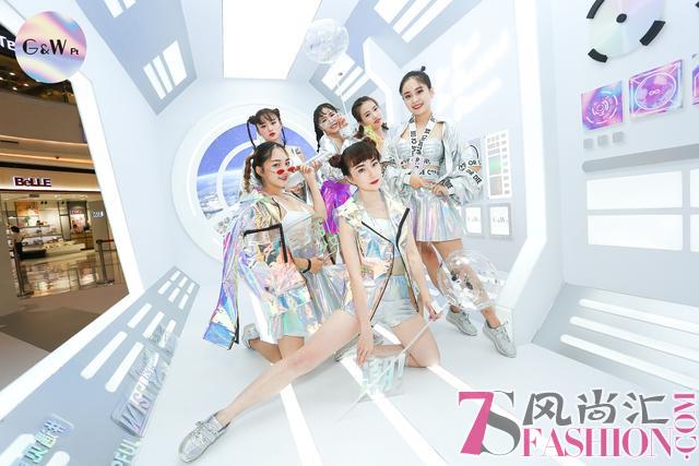 周大福PT G&W系列｜在未来时空遇见更好的你