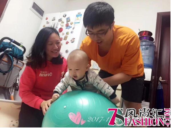 成为睡眠顾问，把孩子带得比邻居好—全职妈妈VS闲职妈妈
