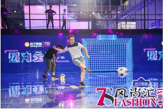 苏宁818燃客城 一群帅气的运动小哥哥正在袭来