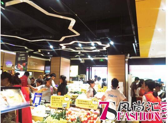 新外观设计今日上线 苏宁小店“换装”迎战818