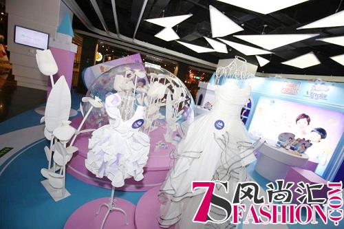 杭州首家纸巾快闪店，用纸巾做芭比婚纱放飞想象力