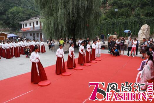 爱情山第二届笄礼活动：让传统发光，让少女成长