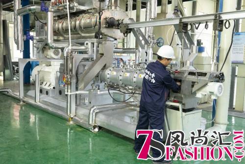 国内宠物经济进入爆发前夜 疯狂小狗引领宠物食品率先起航