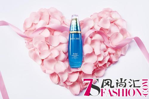 水密码限量版水光瓶闪耀升级 解决肌肤多重健康问题
