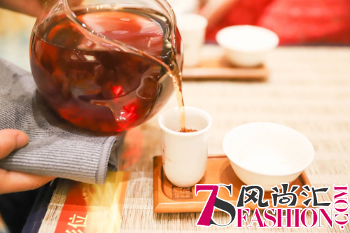 行家新茶道：发自内心的生活 ，认识自己内在的神性