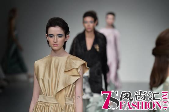中国新晋时尚潮流品牌“白鹿语”亮相伦敦时装周开幕大秀