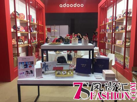 爱哆哆亮相多地婚博会 结婚喜饼回礼成趋势