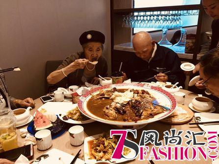 北京著名品牌旺顺阁鱼头泡饼 入驻西安悦荟广场