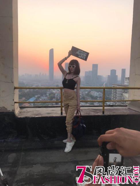 锦衣不夜行 时尚有腔调丨2018武汉时装周百人星探团为你而来