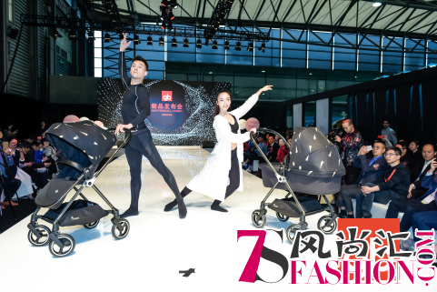 好孩子携成长型智能高速汽车安全座 亮相2018中国婴童展