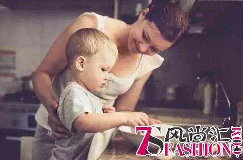 和光堂“婴幼儿配方奶粉Ⅱ”，给宝宝补充膳食所需营养!