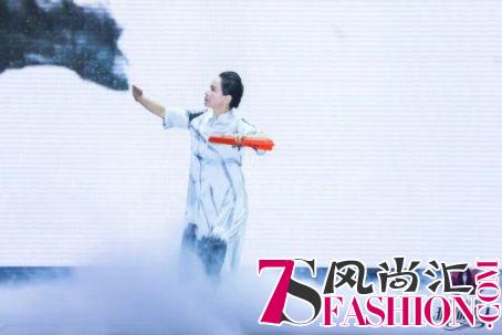 第22届环球夫人大赛中国总决赛落幕，北京赛区夫人伍亿芳获得季军
