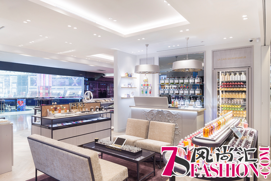 炫彩蜂姿 香临金陵 法国娇兰精品香水概念店闪耀登陆南京德基广场