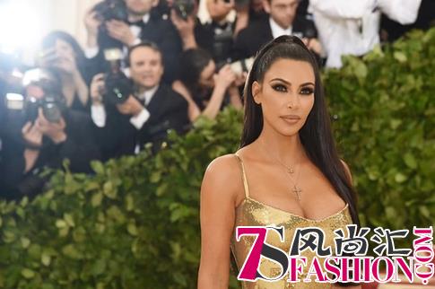 “她经济”的文化符号 — Kim Kardashian