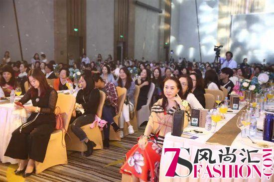 健丽23周年盛典星耀羊城 港台巨星陈锦鸿亲临助阵