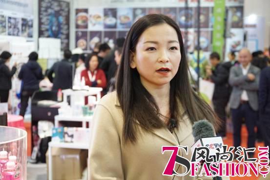 花印C位亮相中国加盟博览会，凭“原装进口快时尚”定位引爆全场