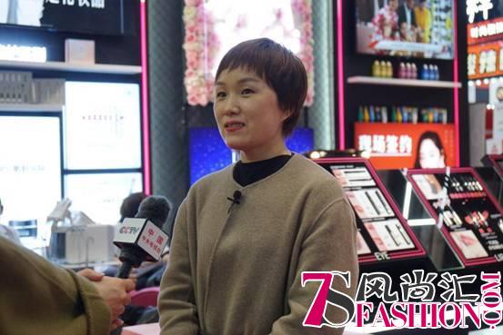 花印C位亮相中国加盟博览会，凭“原装进口快时尚”定位引爆全场