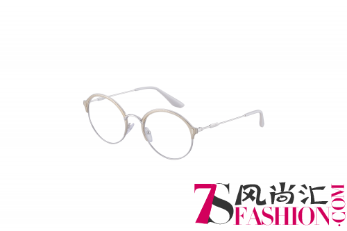 为圣诞节造势,打造高颜值look