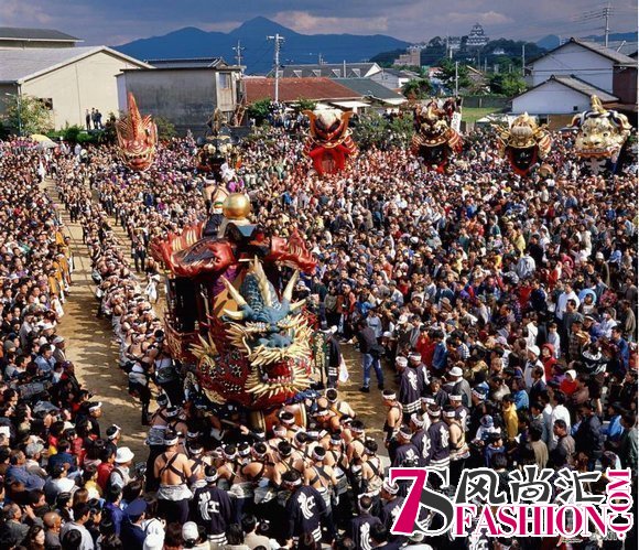 那些走过日本春夏秋冬的古老祭礼