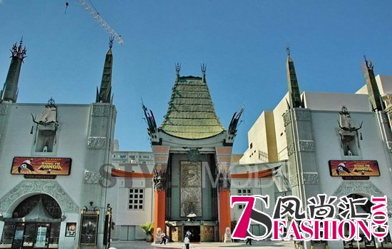 美国加州好莱坞 格劳曼中国大剧院前院