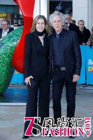 说明: Bob Gruen and friend