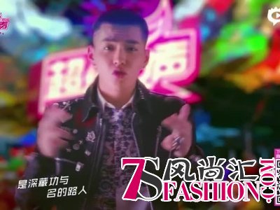 《超女》方圆获洪涛点赞 成功晋级百强