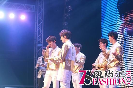 韩团A-JAX首秀落幕 大跳TFBOYS经典舞蹈