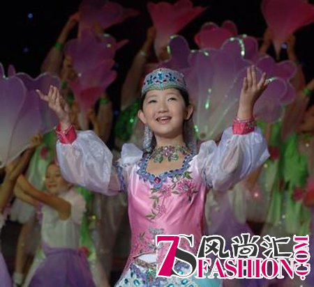 2010年8月演唱《心中有朵马兰花》