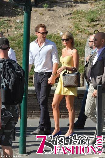说明: Taylor-Swift-Tom-Hiddleston-Rome-Photos-June-2016 (20).jpg