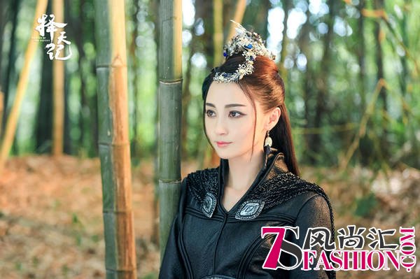 姚笛饰演魔族公主南客