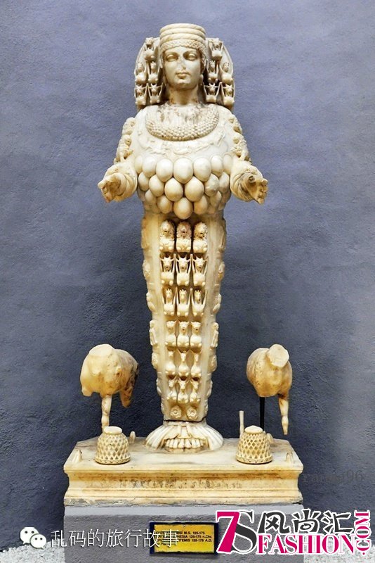 土耳其博物馆镇馆之宝：陨石百乳女神像