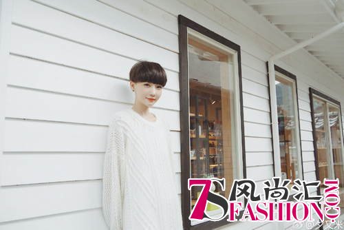 高晓松前妻晒女儿近照 肤白貌美气质好