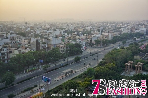 在印度坐火车“享受”人上人的感觉