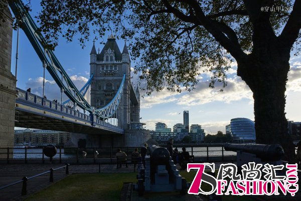 伦敦塔，英国人心中的“故宫”