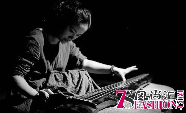 说明: http:///i.7sfashion.com/uploads.rayli.com.cn/2016/1107/1478507980369.jpeg