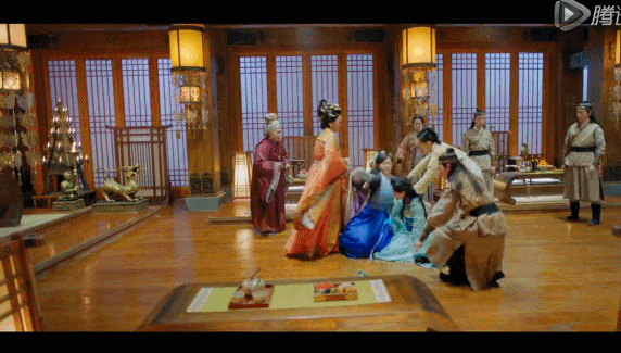 替人挡刀 OK，姐没事，能救得过来