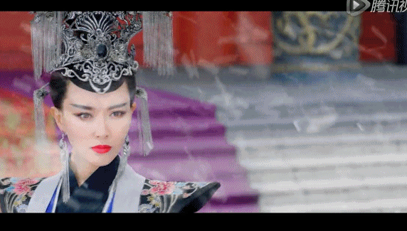 最后，还称霸江山当上女王了