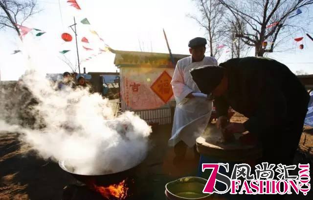 神秘的满族家祭仪式：以猪为牲